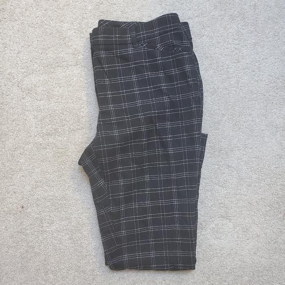 White House Black Market slimankle Pants - Picture 1 of 5